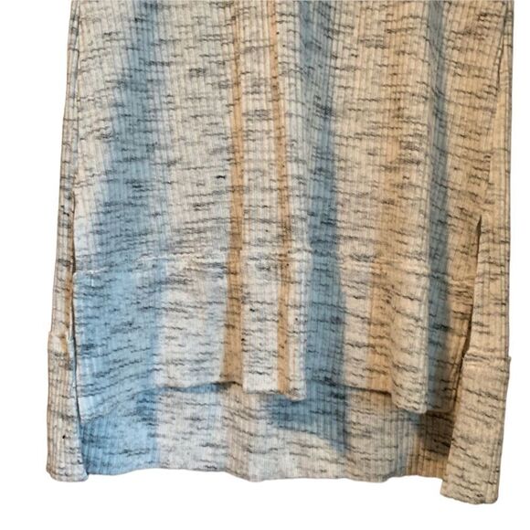 3 for $30! Motherhood Maternity knitted tunic. Size small - Picture 11 of 12